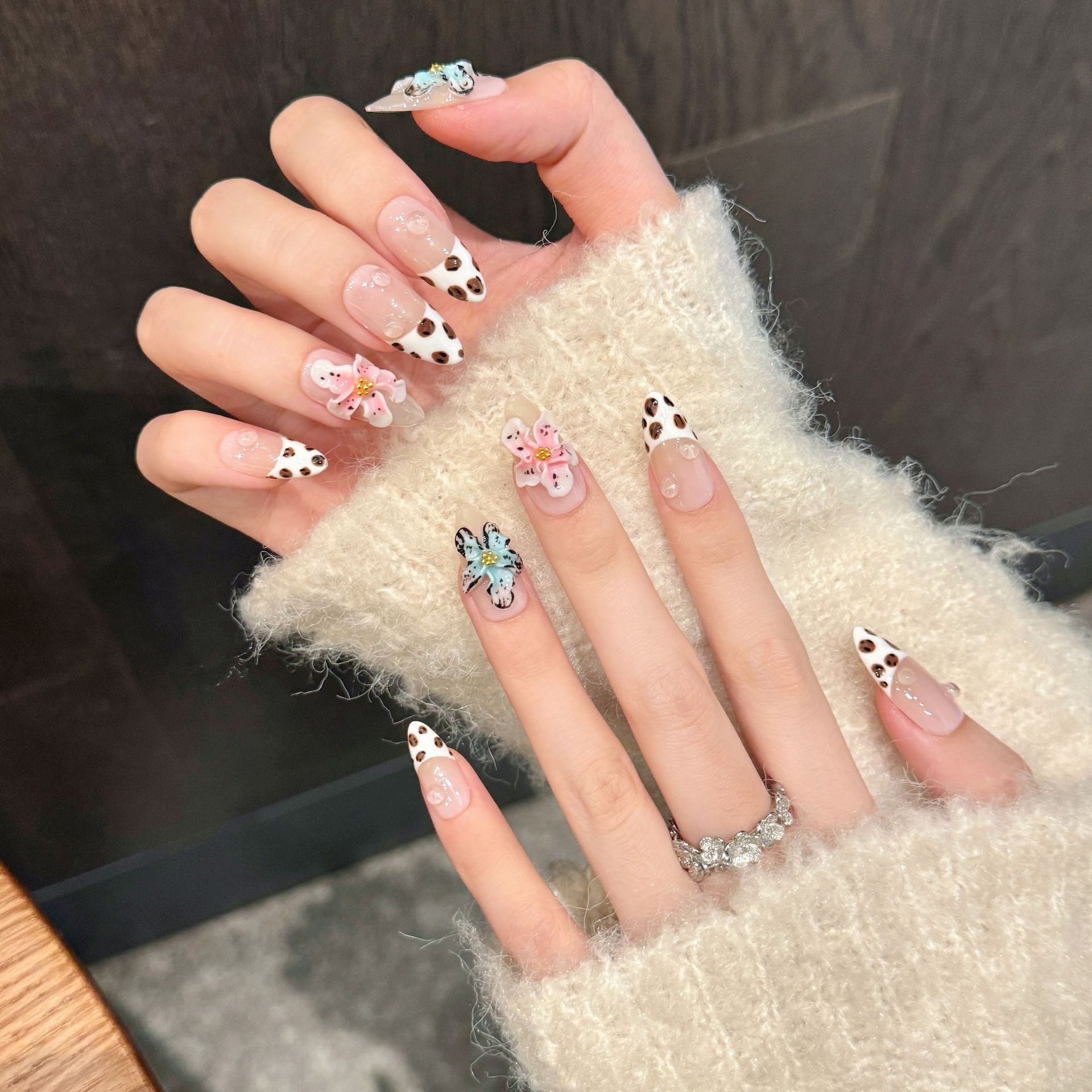 10 buah Glossy Almond buatan t - Nail Art Leopard ulasan dan harga